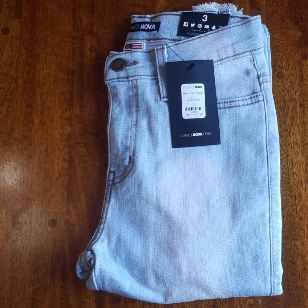 Fashion Nova Beach Bum Jeans